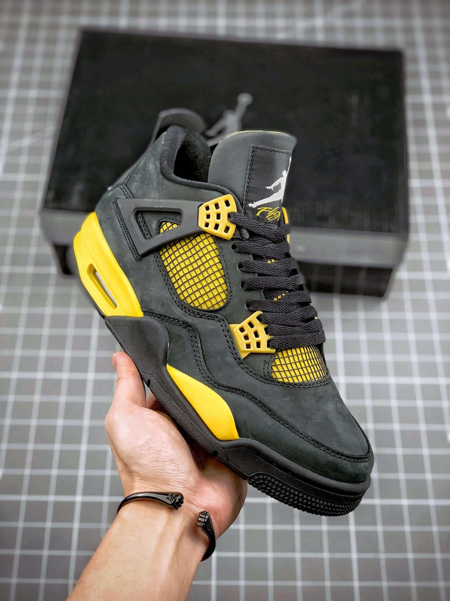 Air Jordan 4 “Thunder” Black/Vibrant YellowWhite On Sale Sneaker Hello