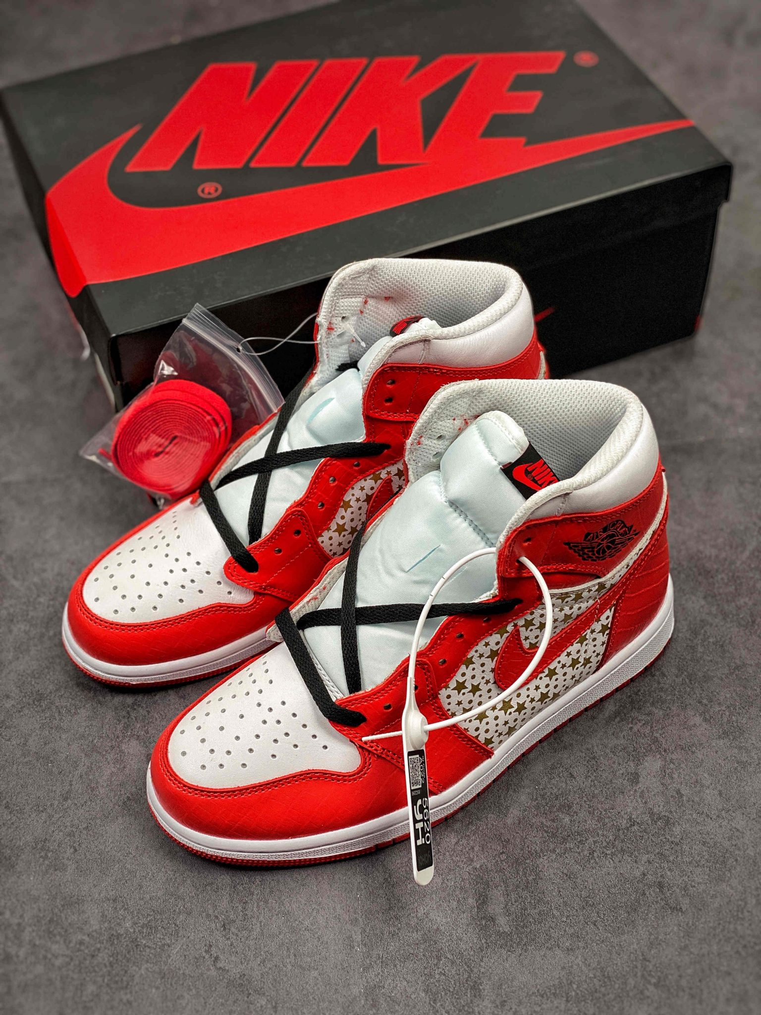 Supreme x Air Jordan 1 High Stars Varsity Red For Sale – Sneaker Hello