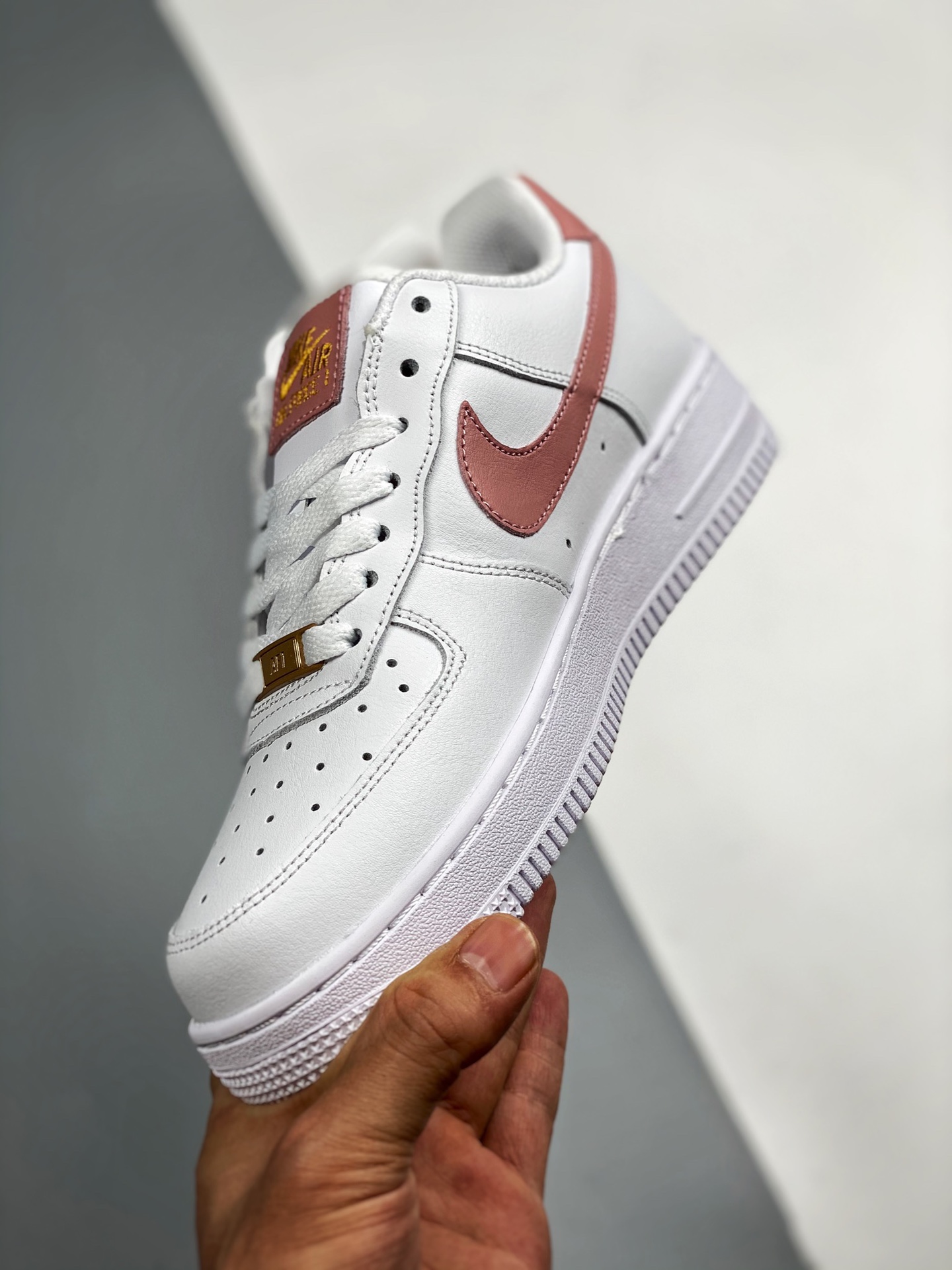 Commerce Dignified Conditional air force 1 white rust pink Abandoned ...