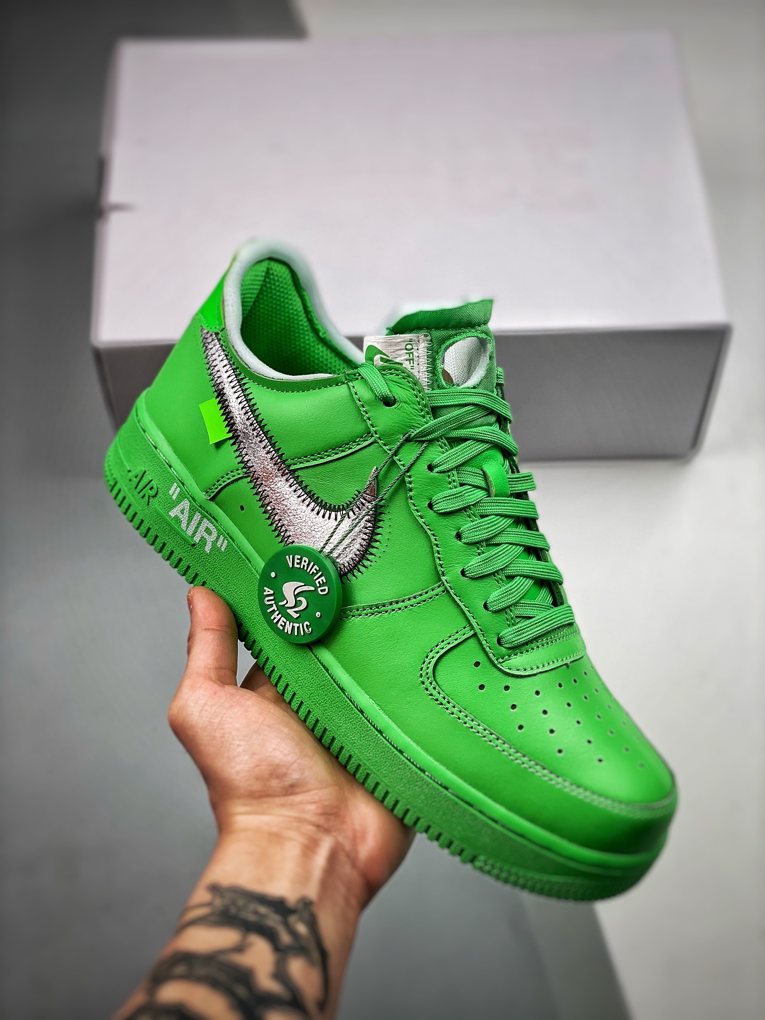 Off-White x Nike Air Force 1 Low Light Green Spark 